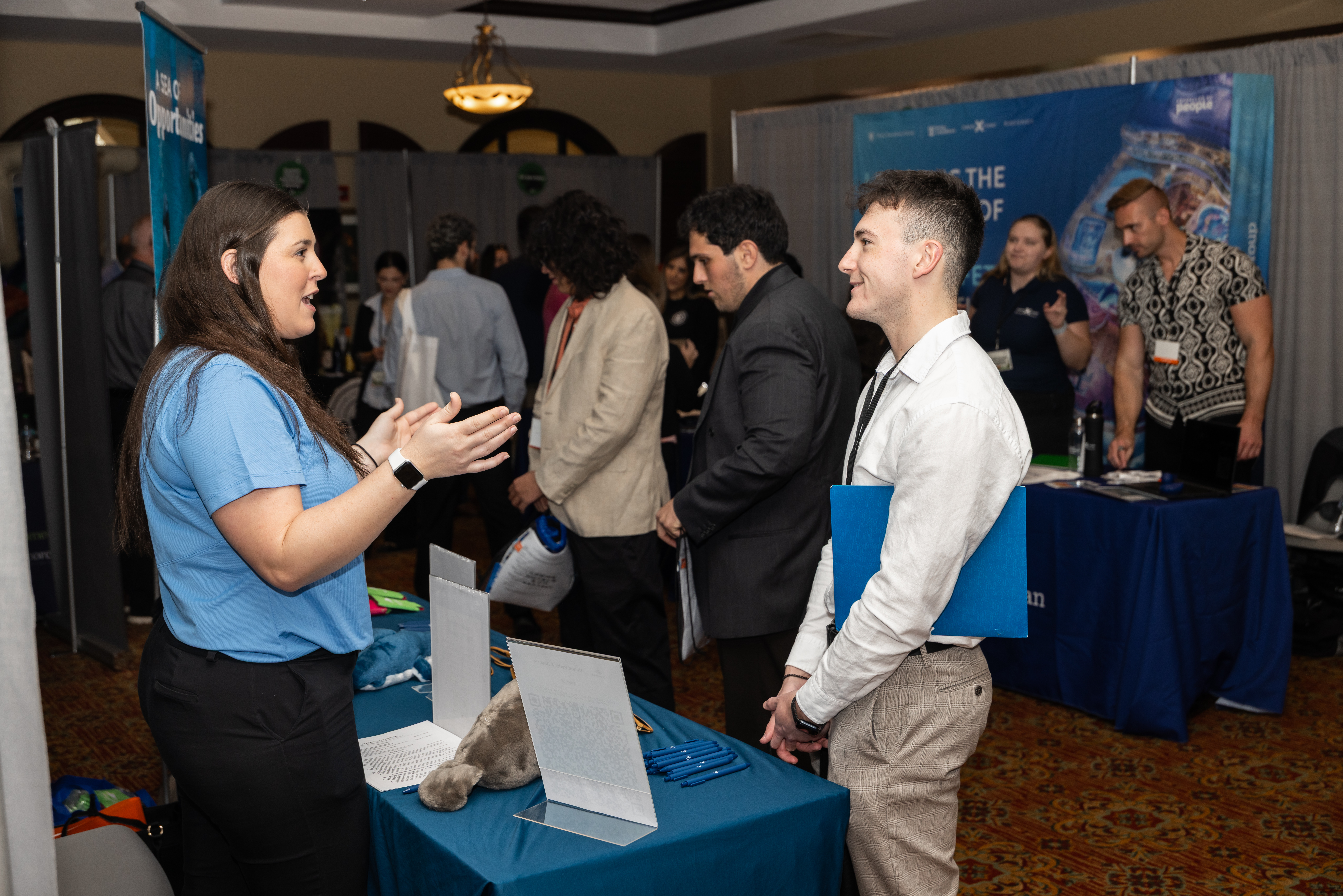 Career Fair Live 8